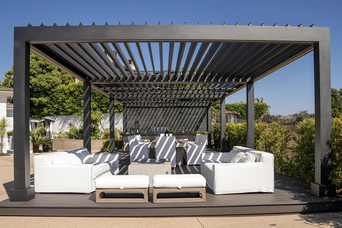 Pergolas & Sunshade